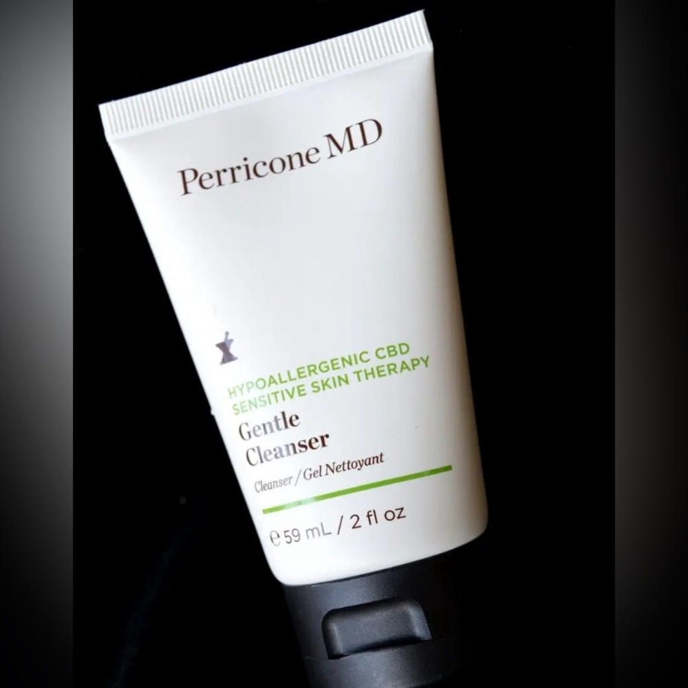 NEW SEALED Perricone MD HYPOALLERGENIC CBD SENSITIVE SKIN Cleanser 2oz - NEW